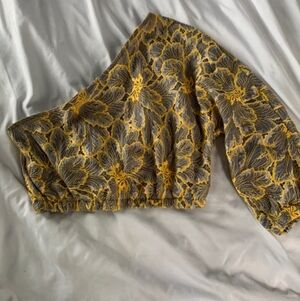 Floral single sleeve crop
